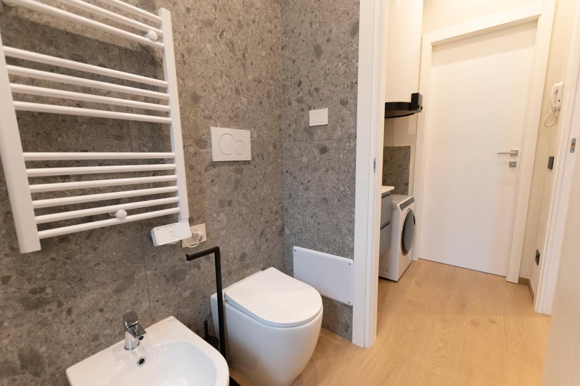 Ihost Luxury -free Parking- Plana 9 * Mailand